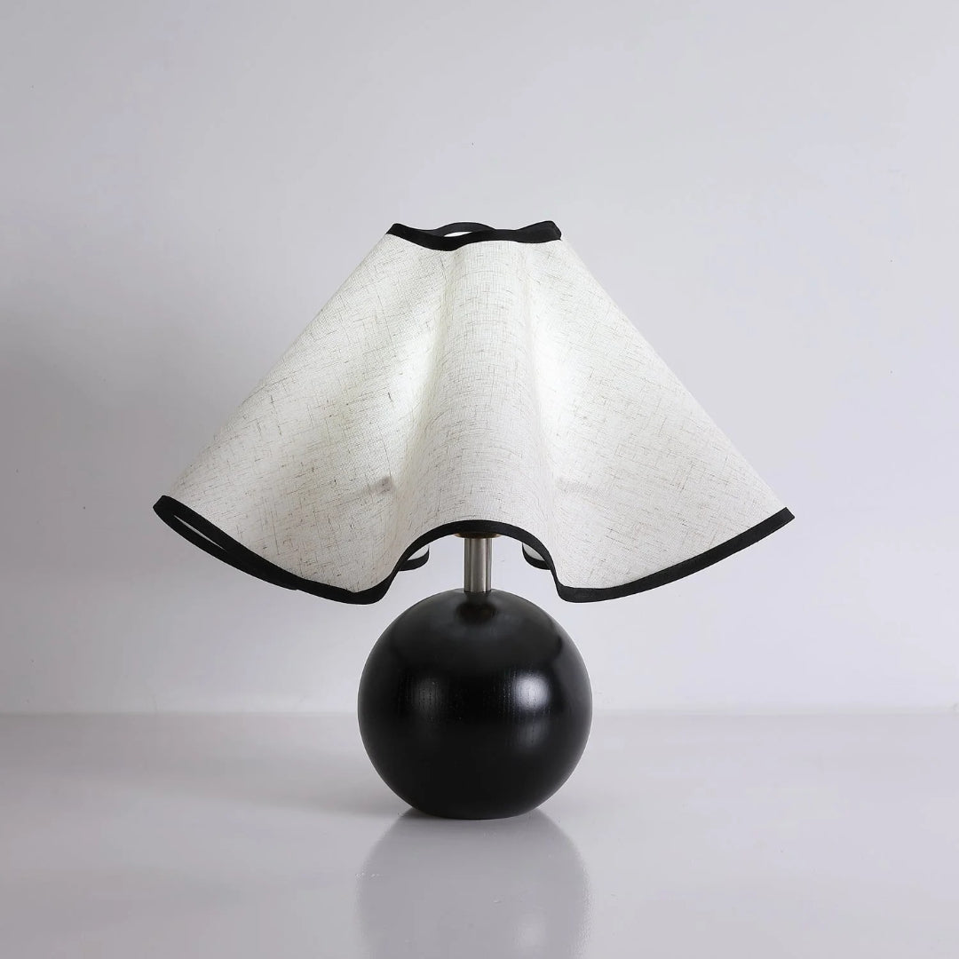 Rzeźbiarska lampa stołowa Wave – widok produktu 23 | Nuvira Home