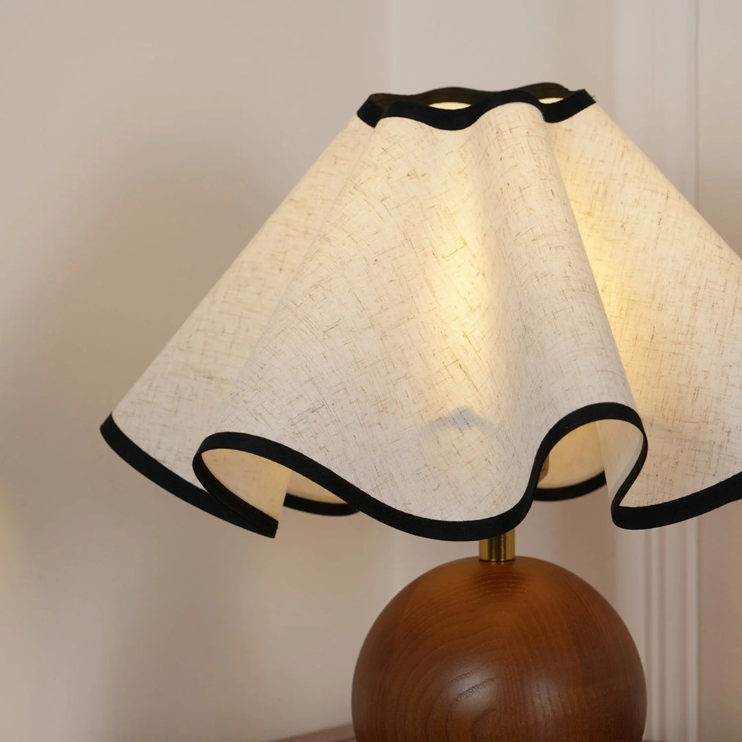 Rzeźbiarska lampa stołowa Wave – widok produktu 33 | Nuvira Home
