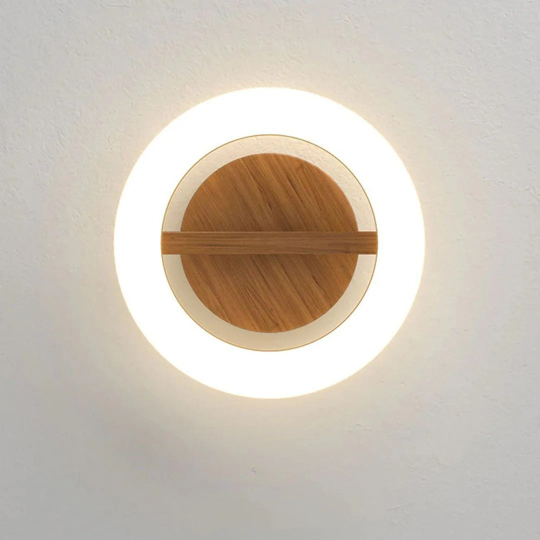 Skandynawska drewniana lampa sufitowa w formie pierścienia – widok produktu 6 | Nuvira Home