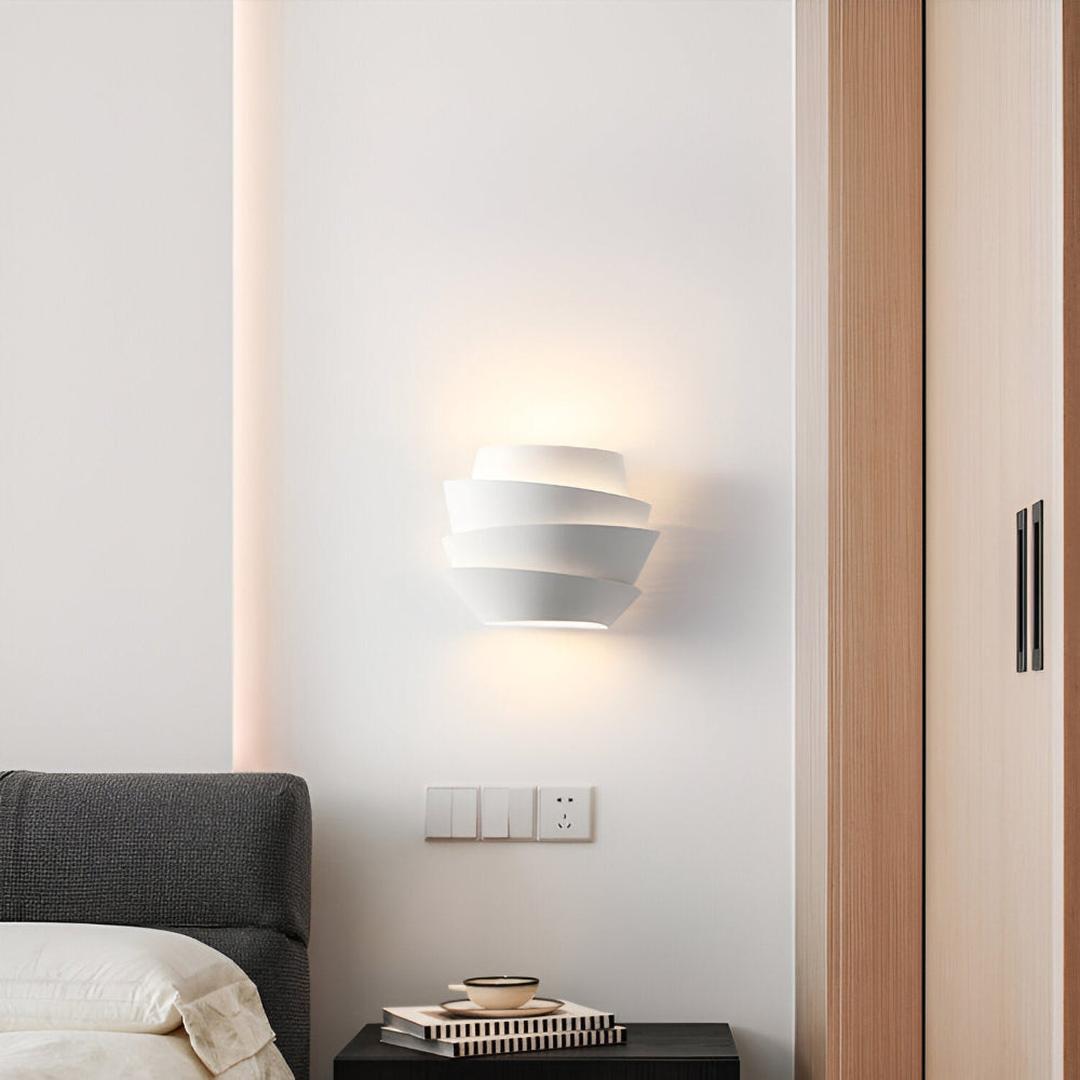 Skandynawska Lampa Ścienna – Nowoczesny Design – widok produktu 4 | Nuvira Home
