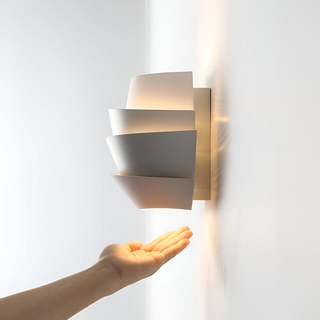 Skandynawska Lampa Ścienna – Nowoczesny Design – widok produktu 8 | Nuvira Home