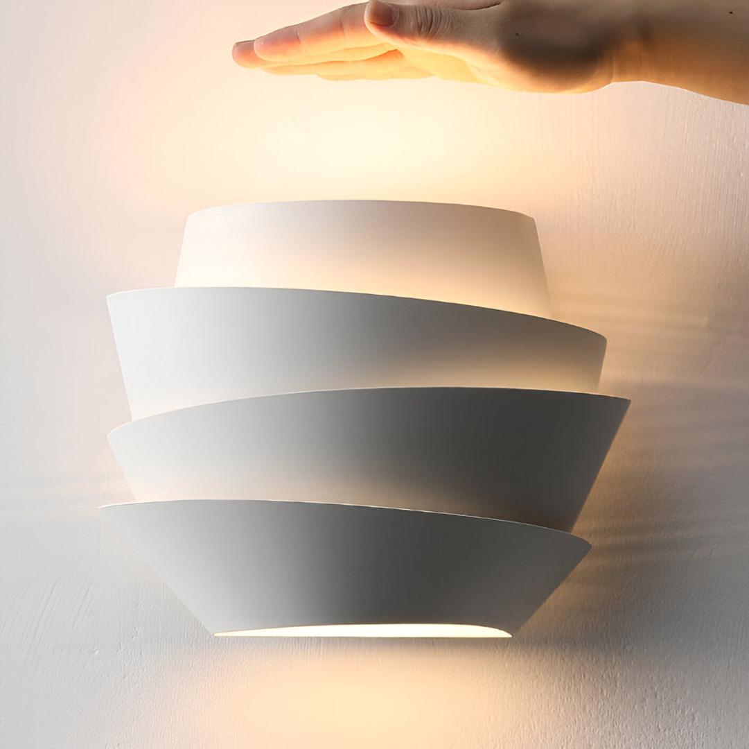 Skandynawska Lampa Ścienna – Nowoczesny Design – widok produktu 10 | Nuvira Home