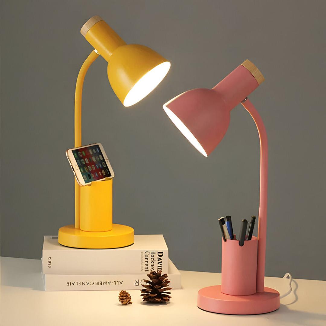 Skandynawska Lampa Stołowa LED – Z Pojemnikiem na Długopisy – widok produktu 2 | Nuvira Home