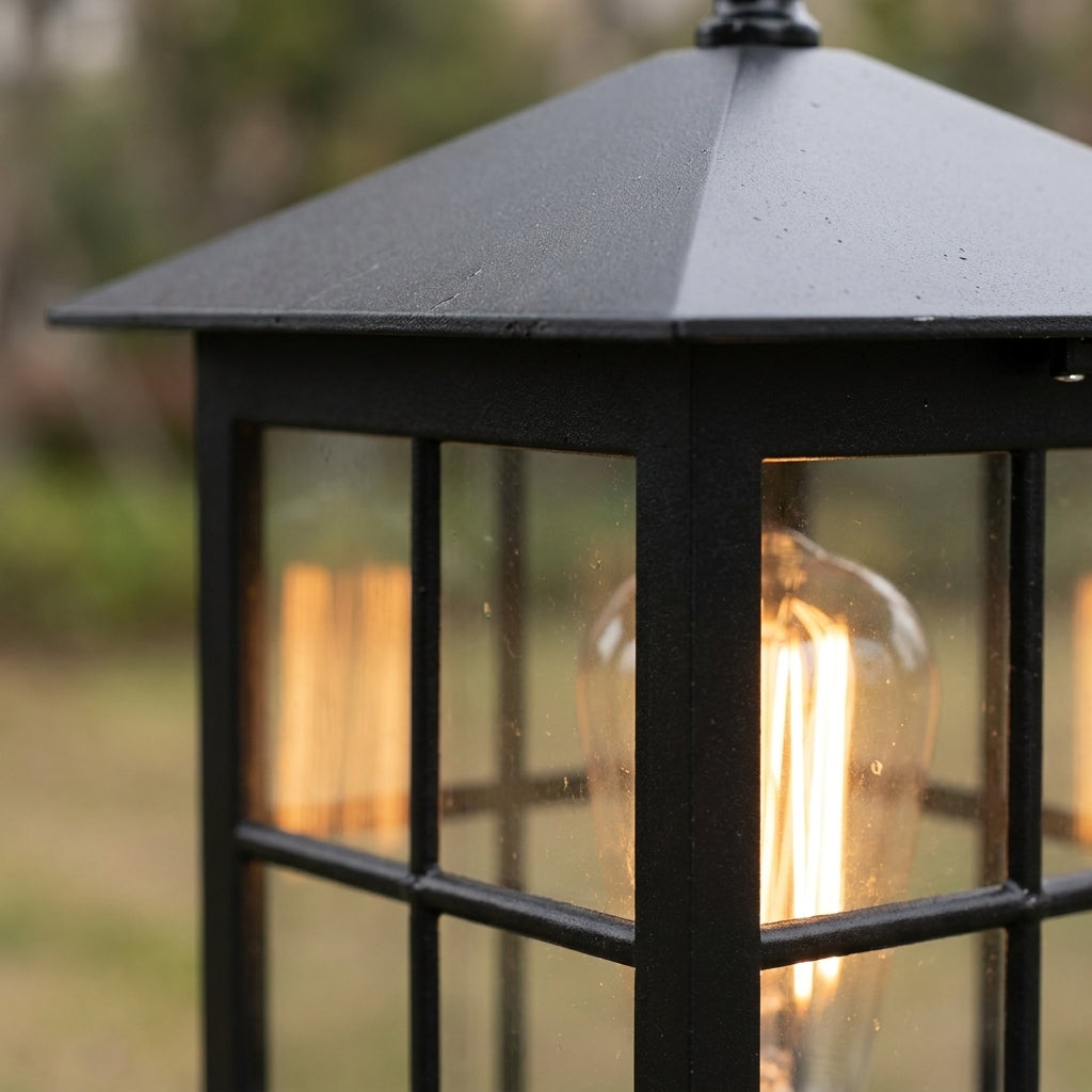 Solarna Lampa Słupkowa na Bramę – widok produktu 7 | Nuvira Home