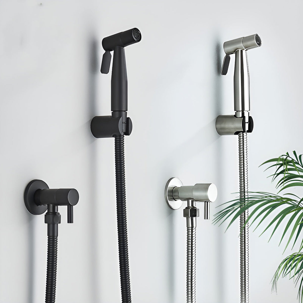Stalowa Myjka do Bidetu z Uchwytem Ściennym – widok produktu 1 | Nuvira Home