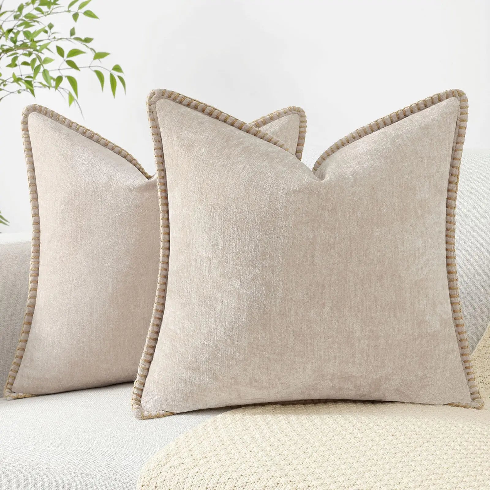 Szenilowa Poszewka na Poduszkę z Przeszyciem – widok produktu 18 | Nuvira Home