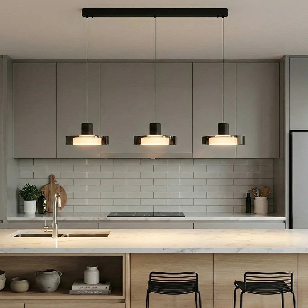 Szklana lampa wisząca kuchenna z kloszem – widok produktu 7 | Nuvira Home