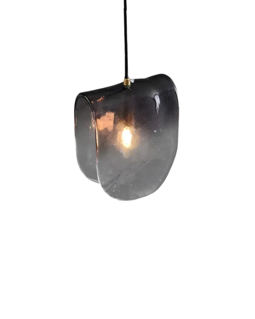 Szklana lampa wisząca w nowoczesnym designie – widok produktu 1 | Nuvira Home