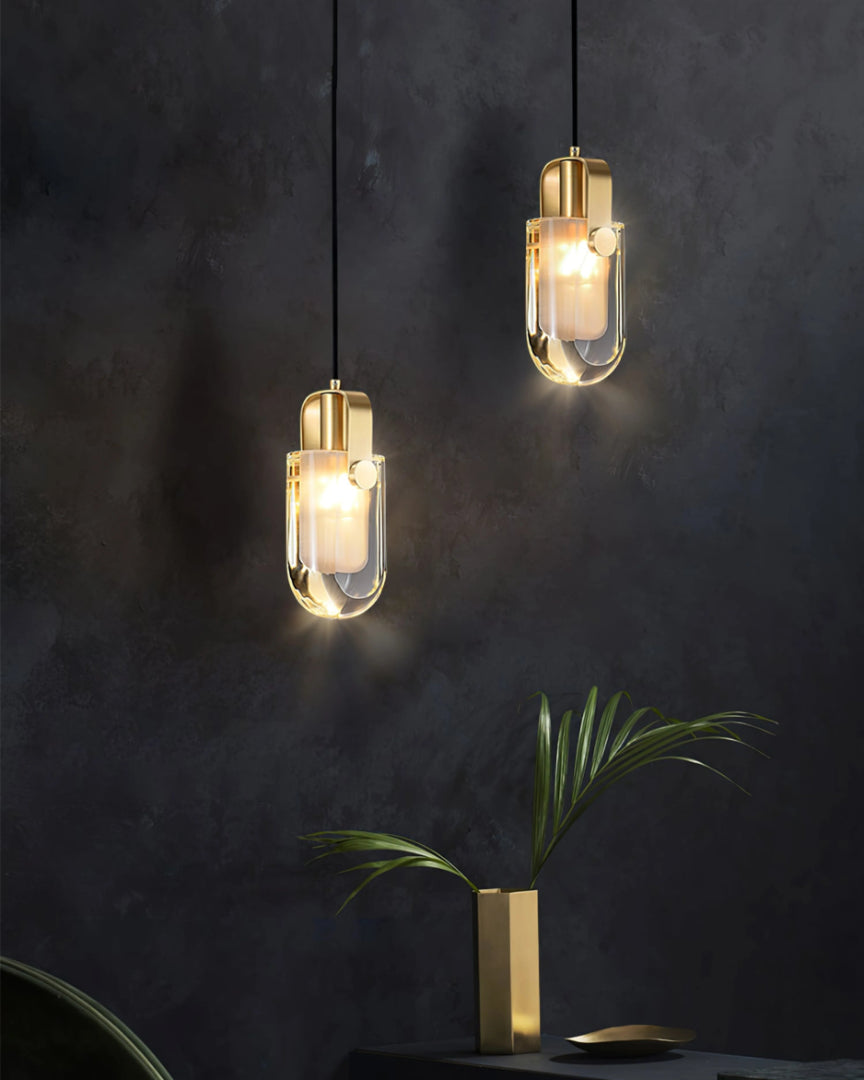 Szklana lampa wisząca z metalowymi akcentami – widok produktu 9 | Nuvira Home