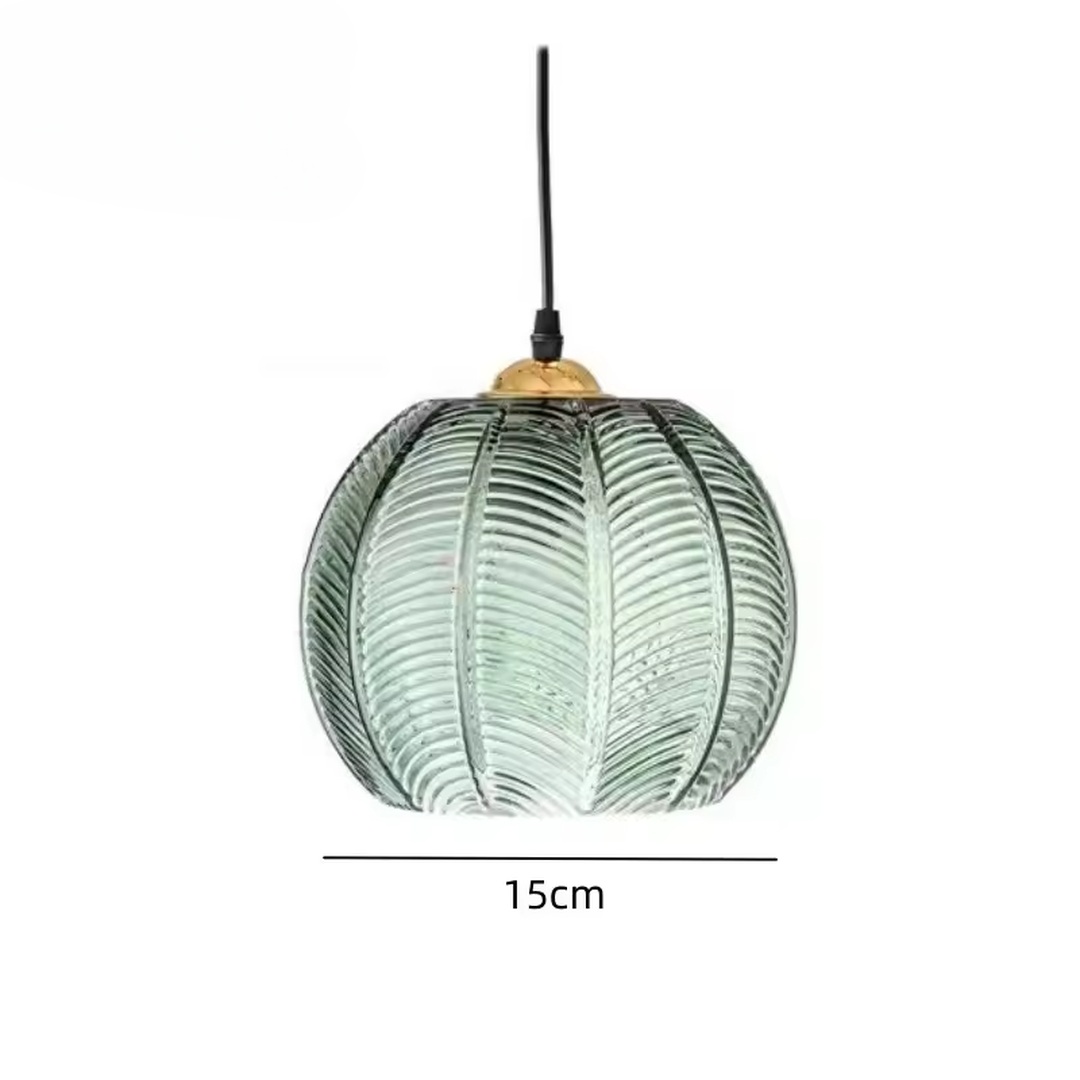 Szklana Lampa Wisząca z Zielonym Motywem Liści – Skandynawski Design – widok produktu 6 | Nuvira Home