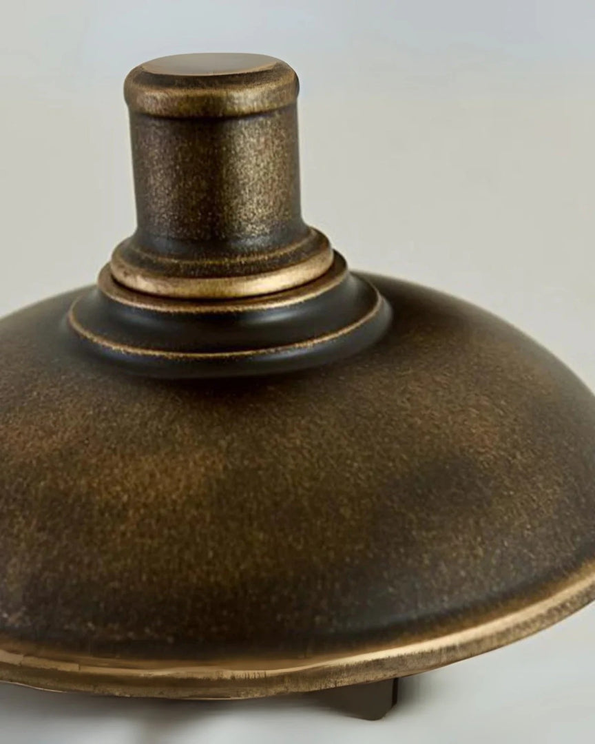 Vintage metalowa zewnętrzna lampa ścienna w stylu retro – widok produktu 12 | Nuvira Home