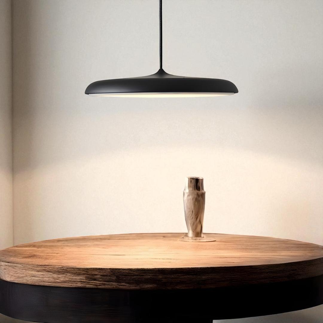 Wiszące Lampy LED W Kształcie Dysku – Nowoczesny Urok – widok produktu 3 | Nuvira Home