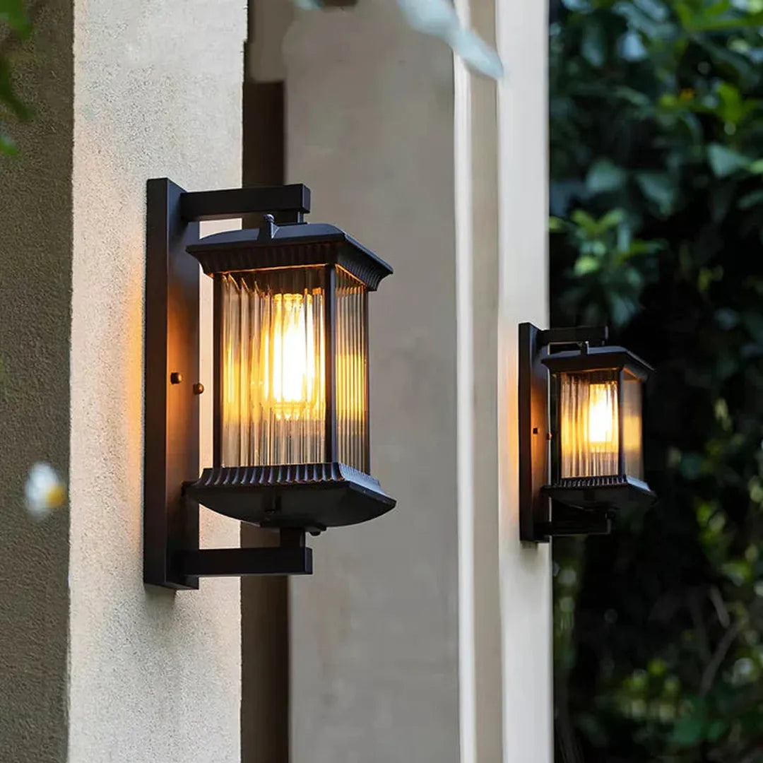 Zabytkowa Zewnętrzna Lampa Ścienna – LED Oświetlenie Zewnętrzne – widok produktu 2 | Nuvira Home
