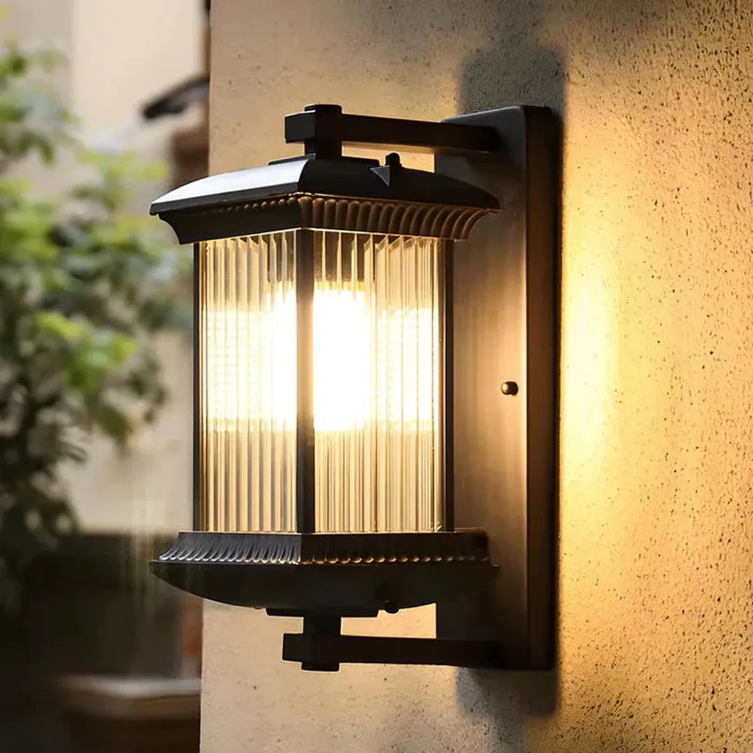 Zabytkowa Zewnętrzna Lampa Ścienna – LED Oświetlenie Zewnętrzne – widok produktu 4 | Nuvira Home