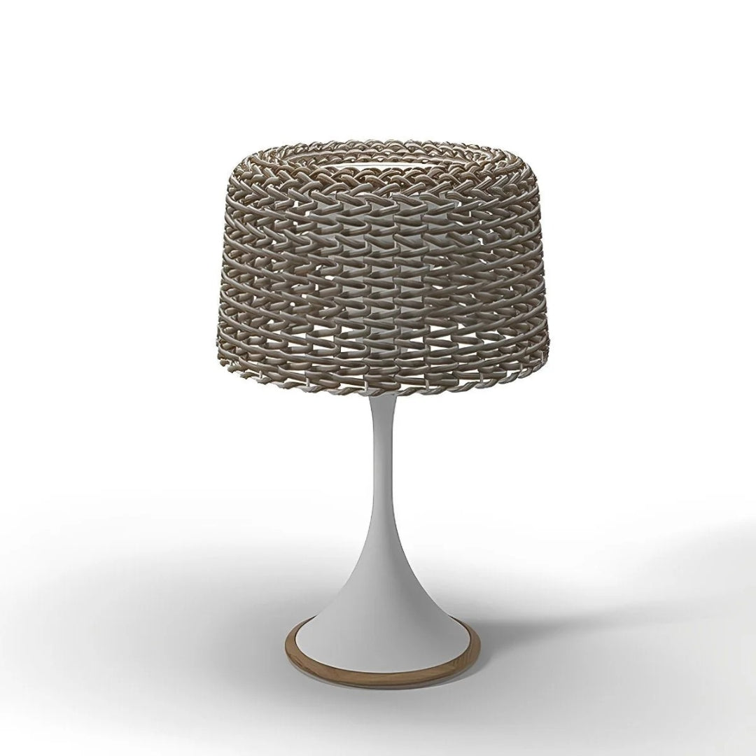 Zewnętrzna lampa podłogowa z plecionym kloszem – widok produktu 12 | Nuvira Home