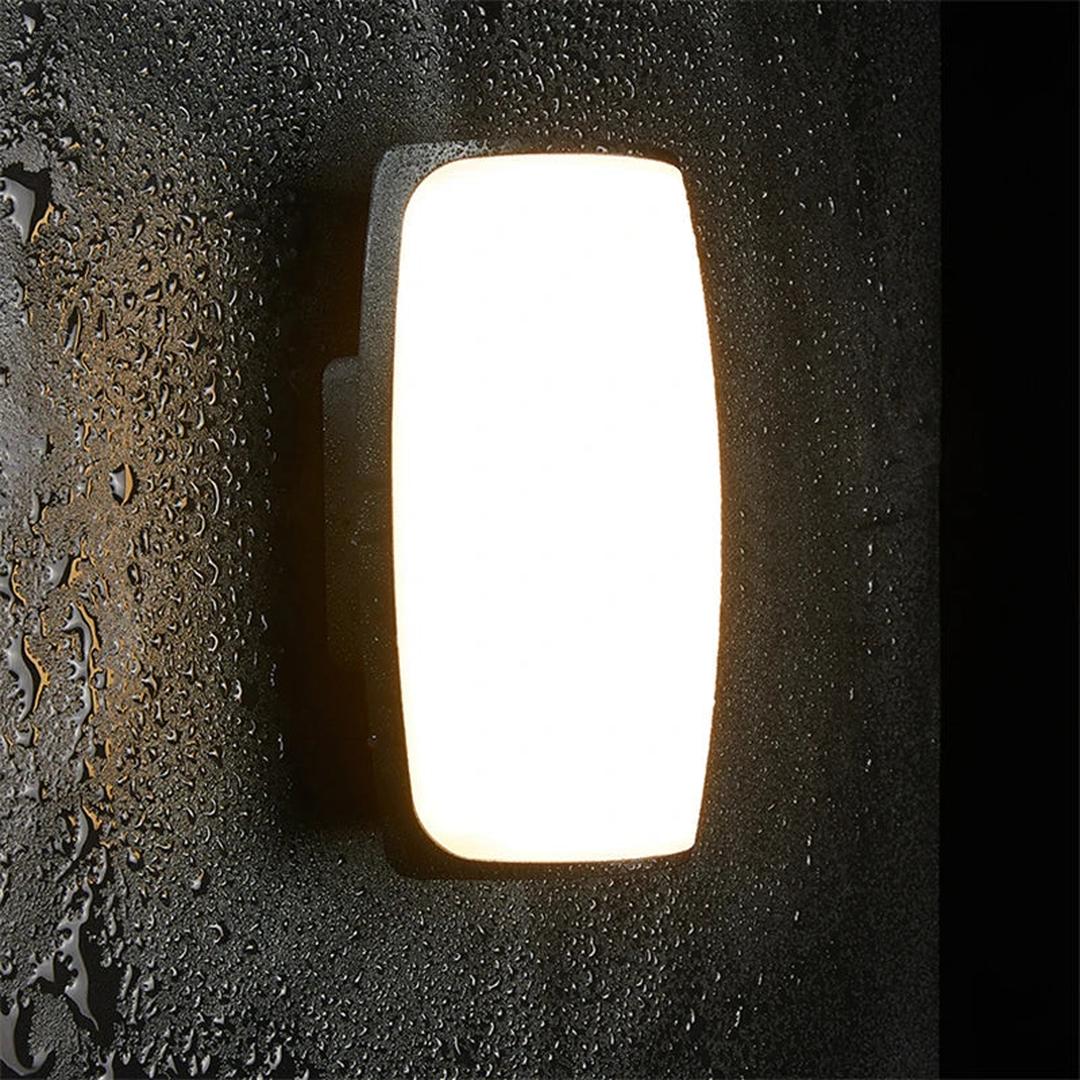 Zewnętrzna Lampa Ścienna LED – Smukły i Nowoczesny Design – widok produktu 2 | Nuvira Home