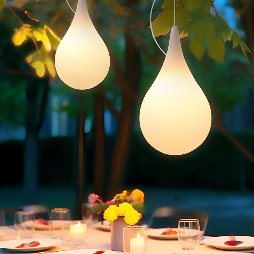 Zewnętrzna lampa wisząca w kształcie kropli wody – widok produktu 5 | Nuvira Home