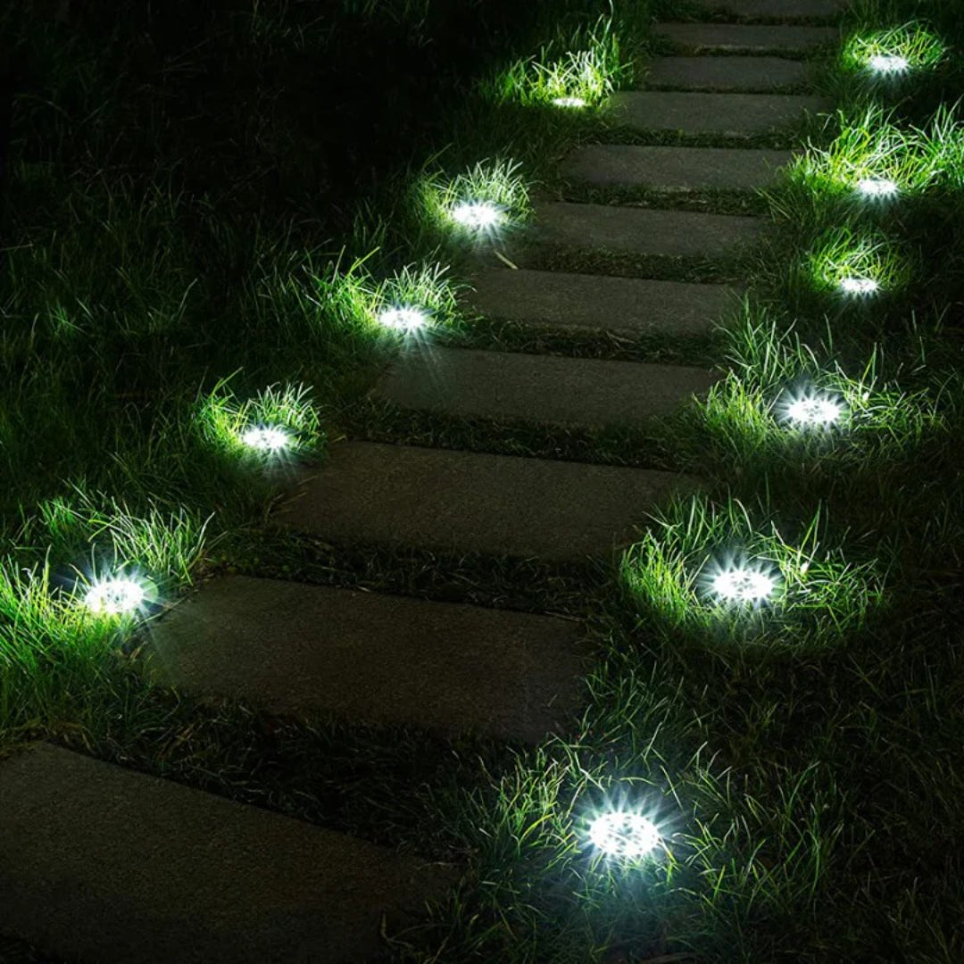 Zewnętrzna solarna lampa gruntowa – widok produktu 4 | Nuvira Home