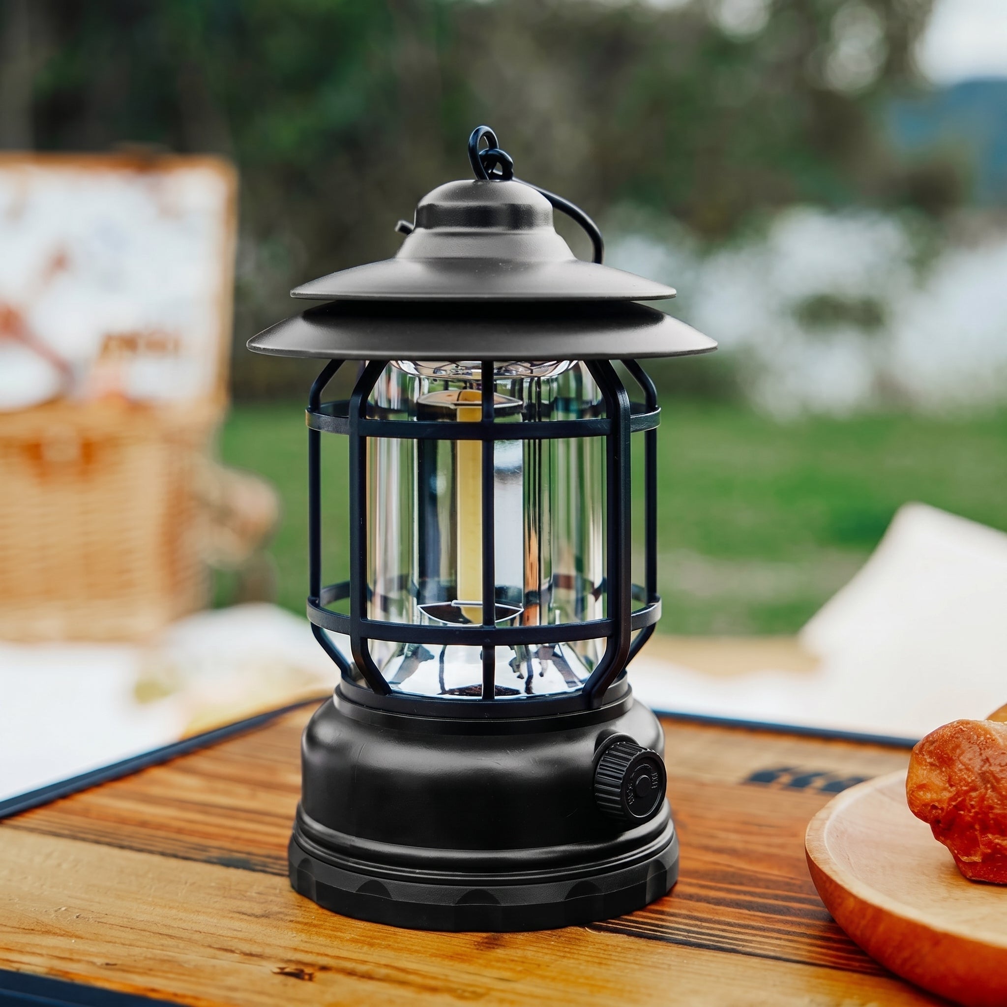 Ładowalna Lampa Kempingowa LED w Stylu Vintage, 300 Lumenów