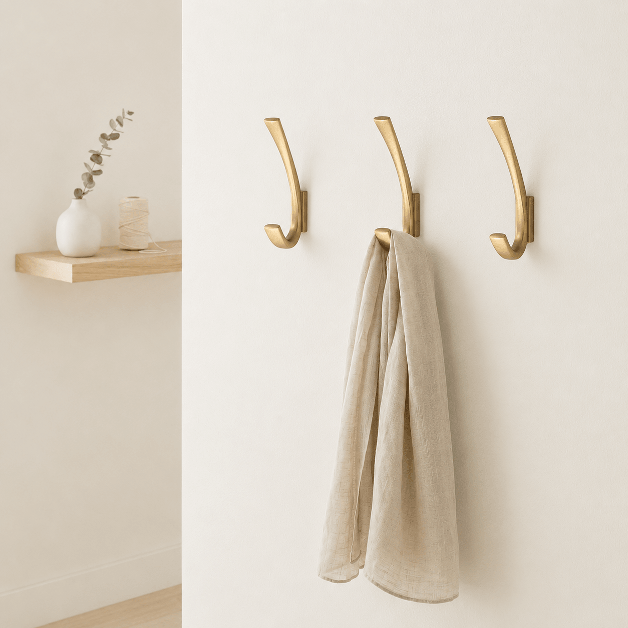 Zestaw 3 Wygiętych Wieszaków Ściennych, Szczotkowane Złoto