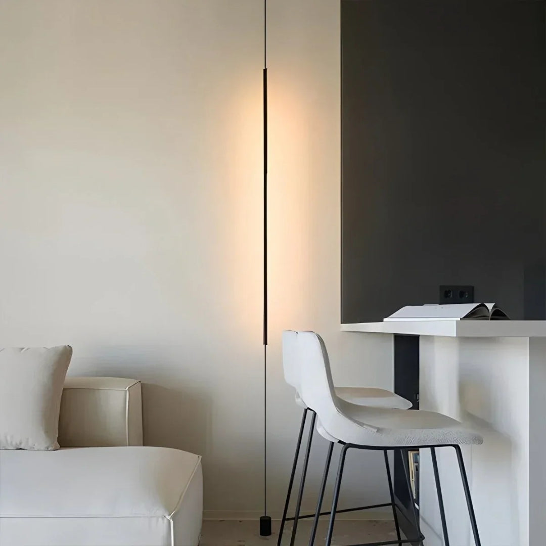 Architektoniczna stożkowa lampa podłogowa