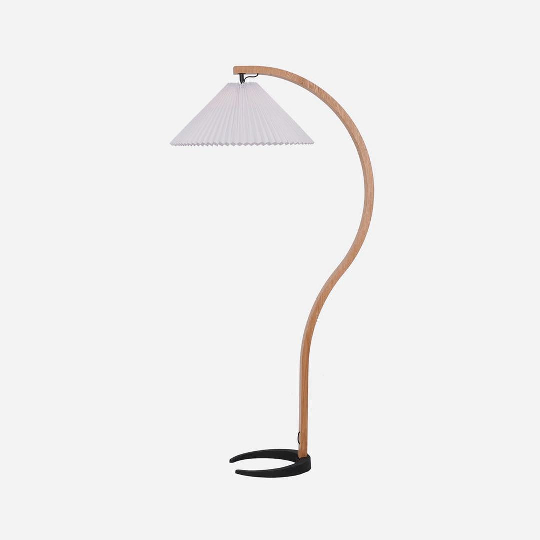 Lampe sur pied en bois avec abat-jour plissé