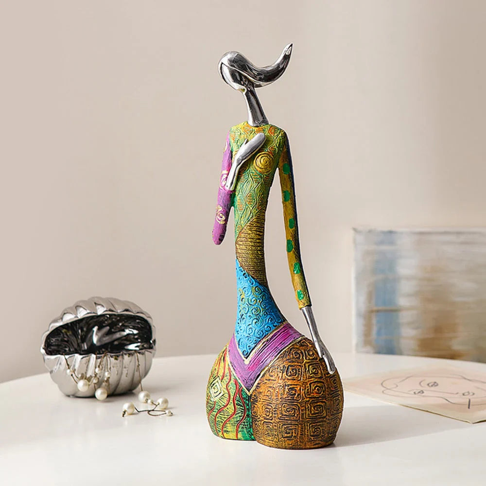 Abstrakcyjna Figurka Kobiety – widok produktu 4 | Nuvira Home