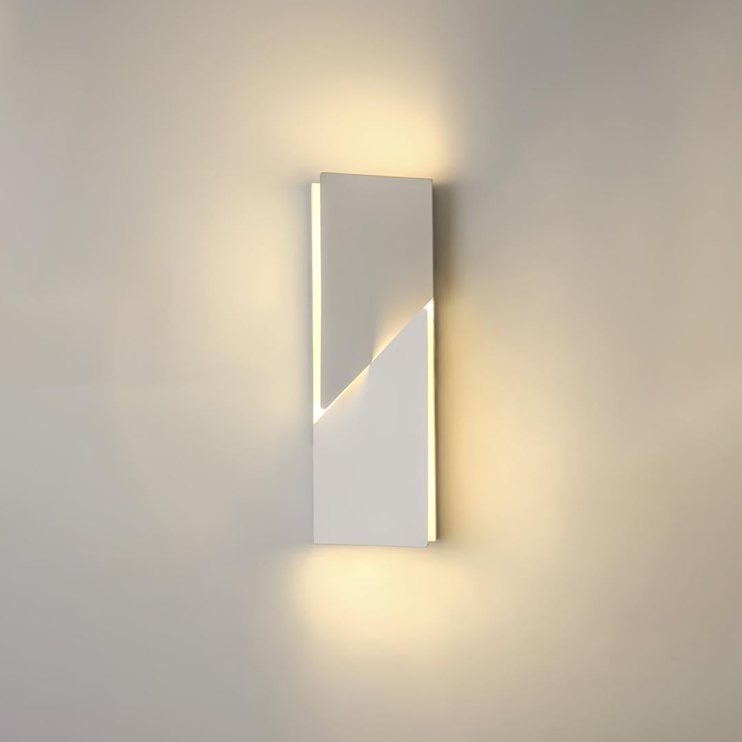 Aluminiowa Lampa Ścienna – Nowoczesne Oświetlenie Ścienne – widok produktu 5 | Nuvira Home