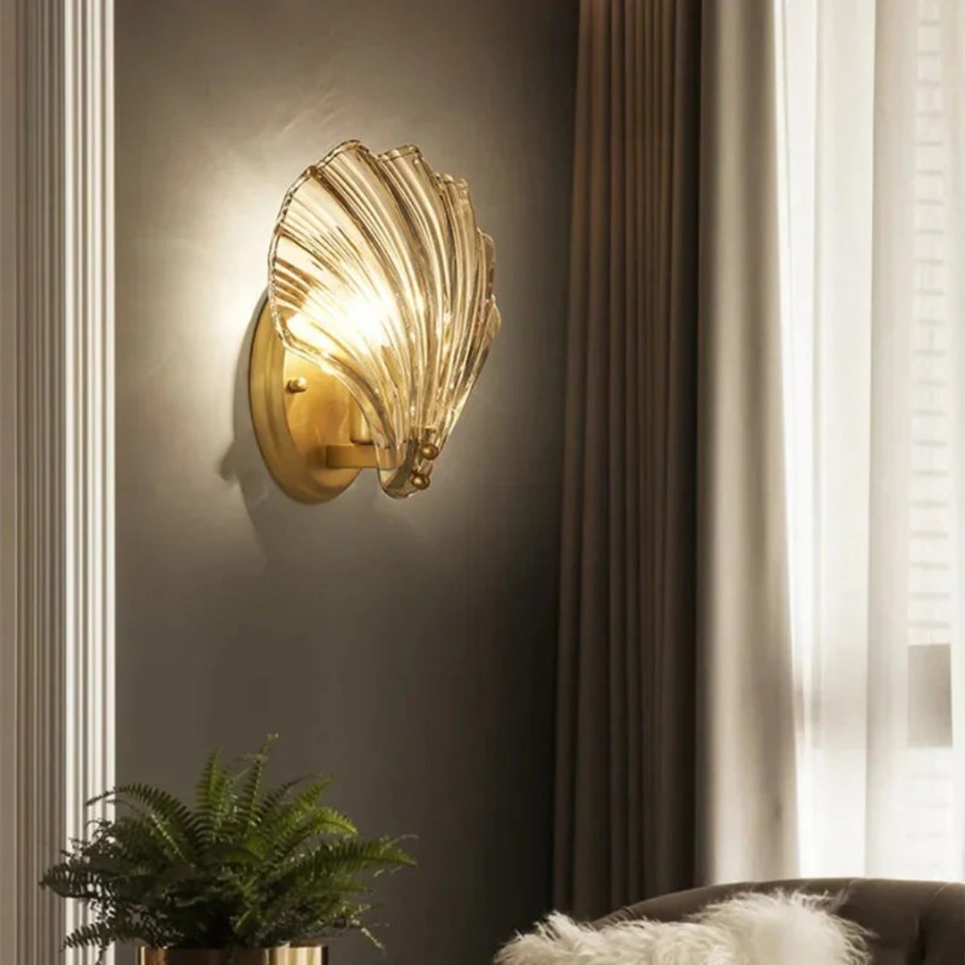 Art Deco mosiężna lampa ścienna w kształcie muszli – widok produktu 14 | Nuvira Home