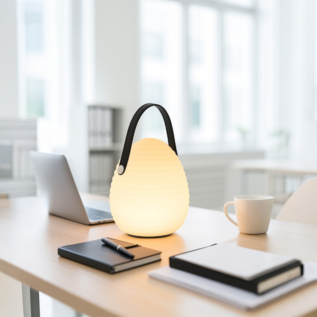 Bezprzewodowa Lampa Zewnętrzna LED – Przenośna – widok produktu 3 | Nuvira Home