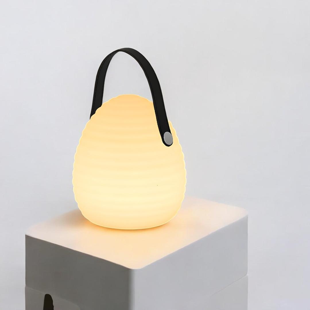 Bezprzewodowa Lampa Zewnętrzna LED – Przenośna – widok produktu 7 | Nuvira Home