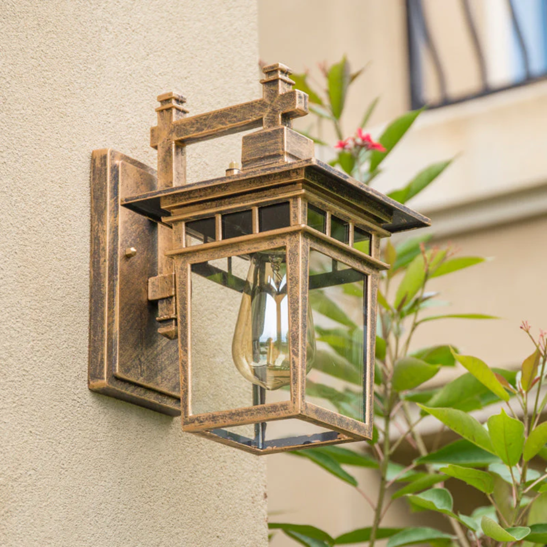 Czarna Lampa Ścienna Zewnętrzna – Ponadczasowy Nowoczesny Styl – widok produktu 3 | Nuvira Home