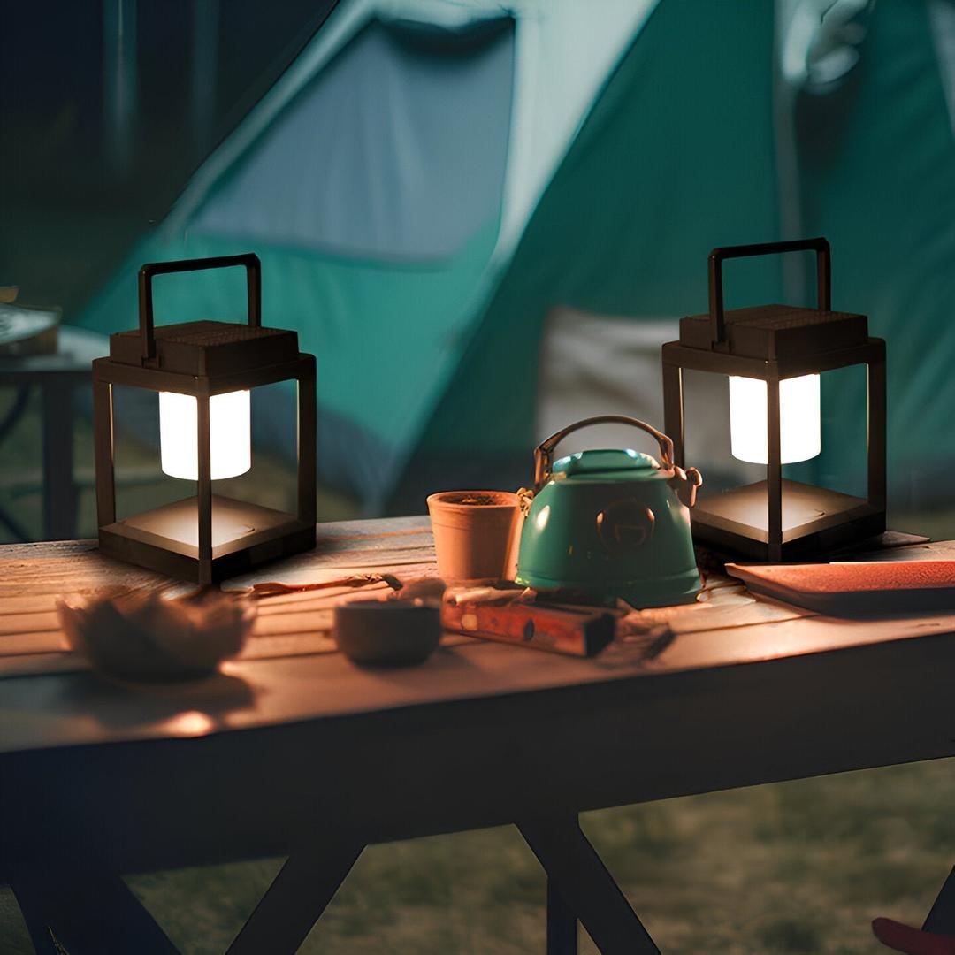Czarna Lampa Słoneczna – Przenośne Oświetlenie Zewnętrzne – widok produktu 6 | Nuvira Home