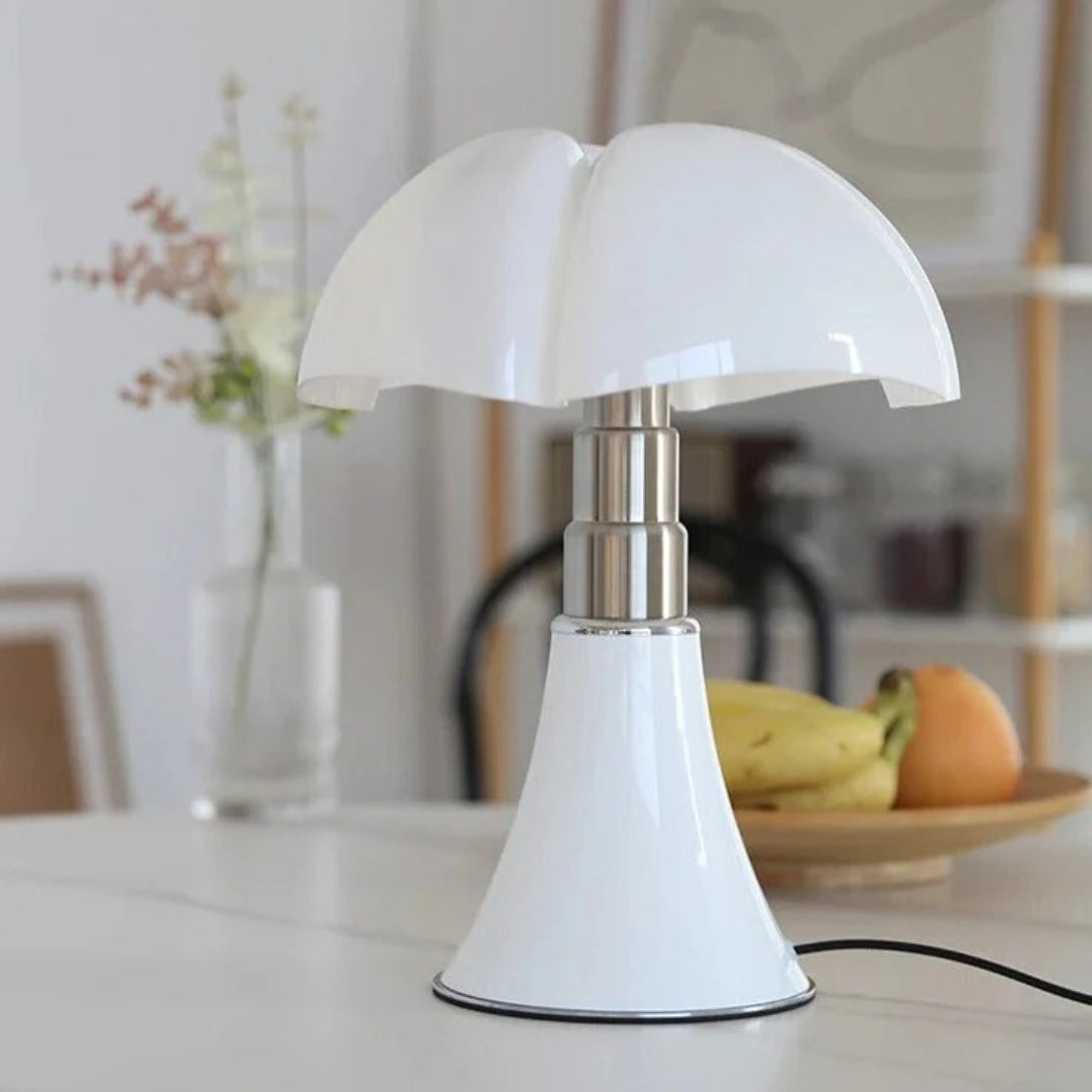 Dekoracyjna lampka stołowa z kwiatowego szkła – widok produktu 5 | Nuvira Home