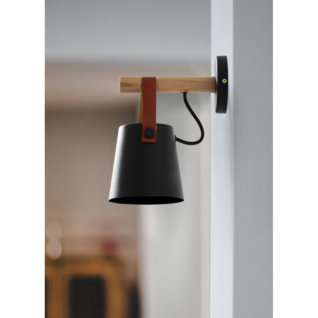 Drewniana Lampa Ścienna Dekoracyjna – Nordycka – widok produktu 9 | Nuvira Home