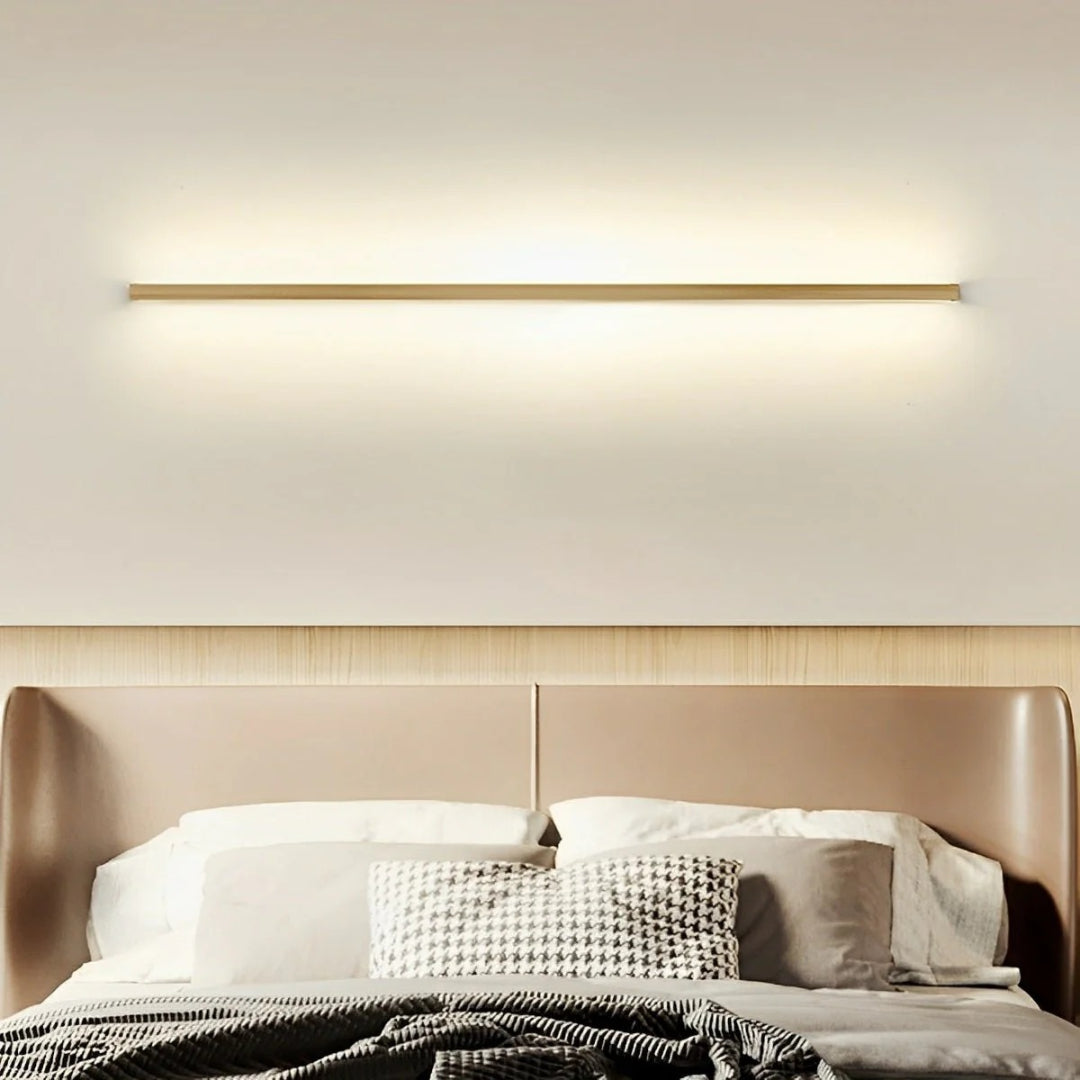 Drewniana liniowa lampa ścienna LED – widok produktu 2 | Nuvira Home