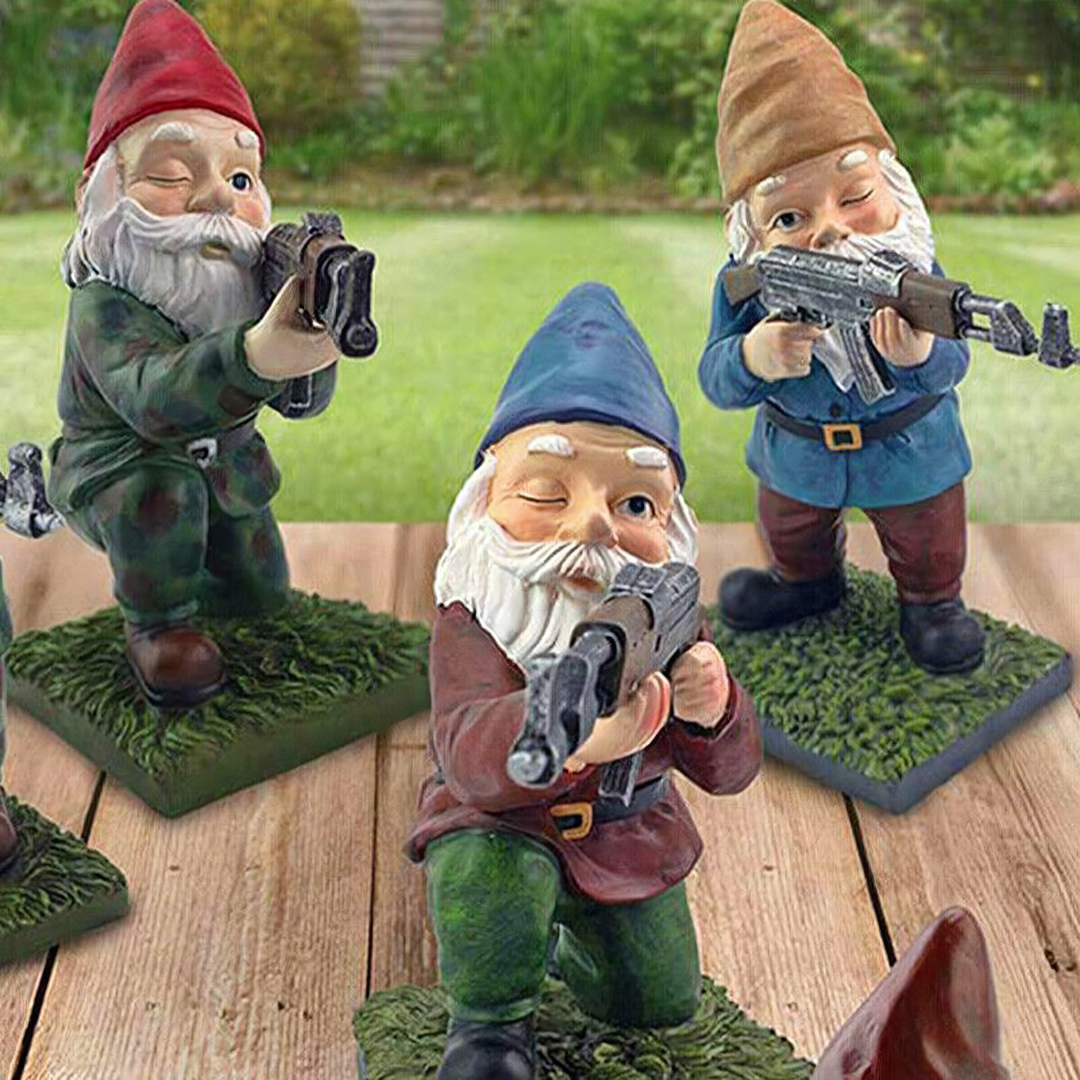 Figurka Ogrodowa Krasnal w Stroju Wojskowym – widok produktu 5 | Nuvira Home