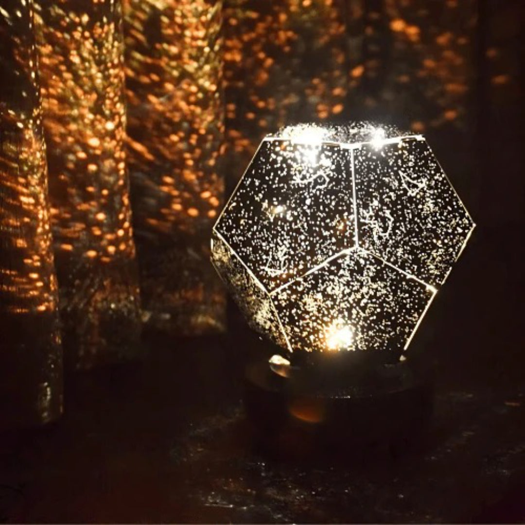 Gwiezdna projekcyjna lampka nocna LED – widok produktu 4 | Nuvira Home