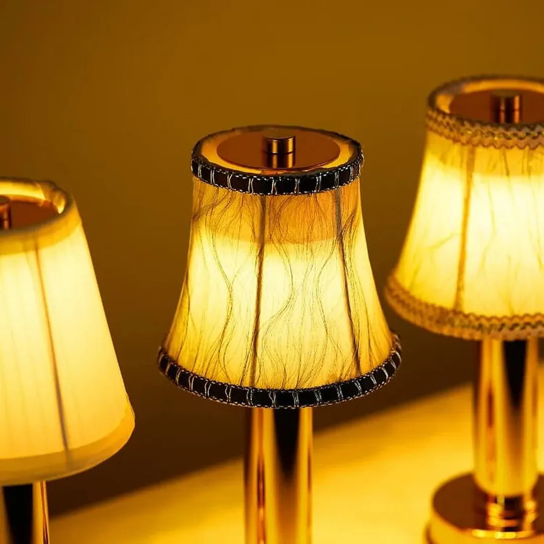 Jedwabna Lampa Stołowa LED – widok produktu 33 | Nuvira Home