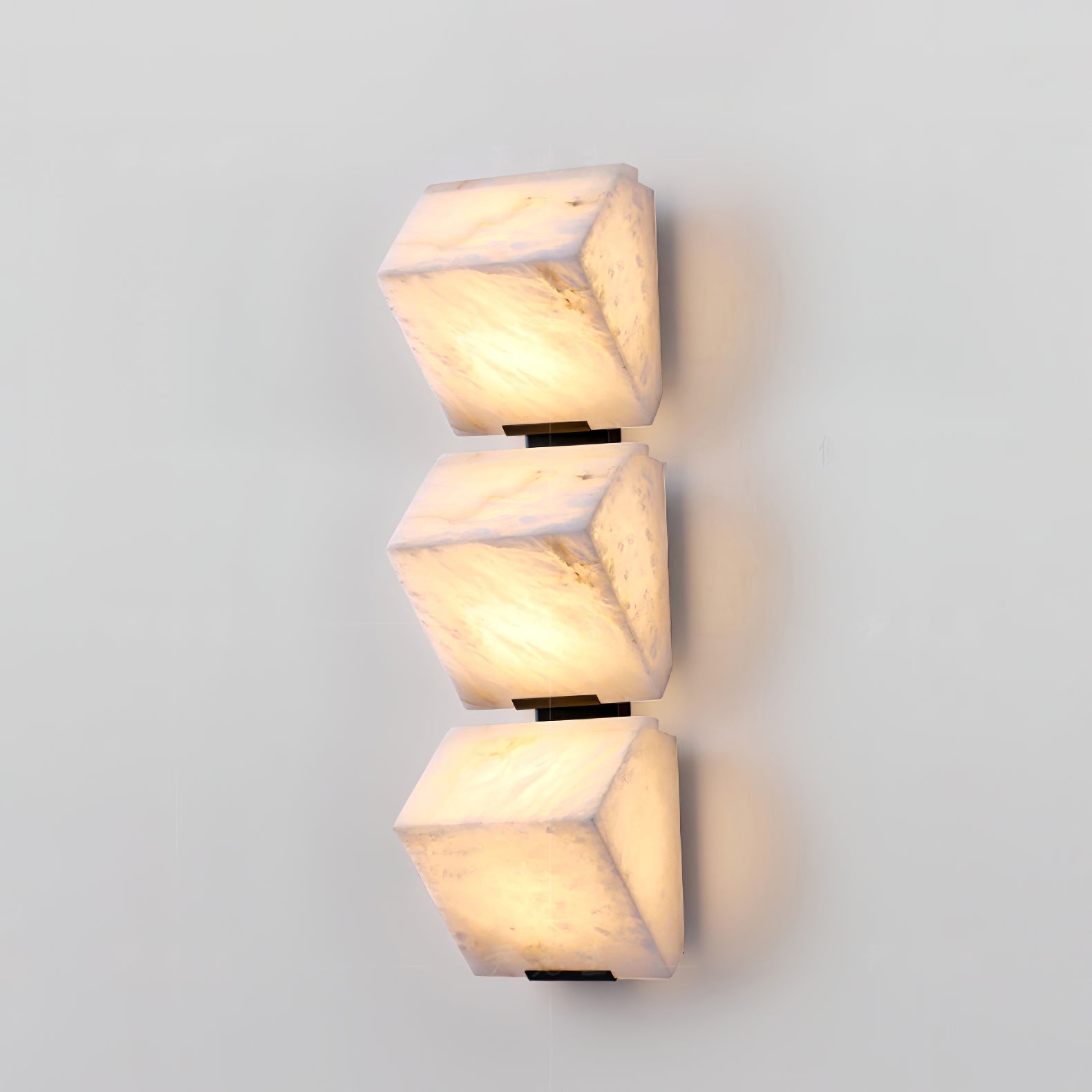 Kinkiet Art Deco z Kostkami Alabastrowymi i Wbudowanym LED – widok produktu 34 | Nuvira Home