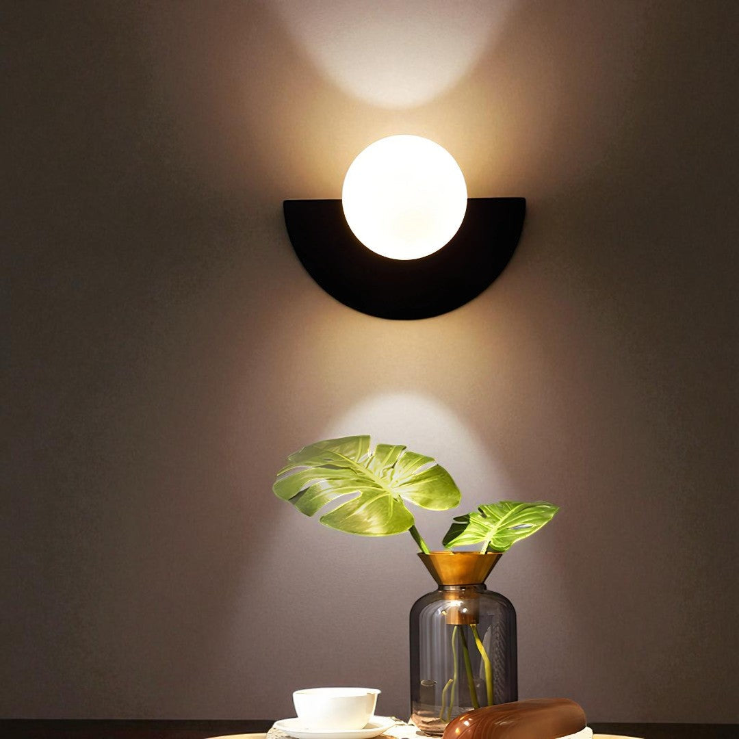 Kinkiet LED Nordic – Półokrągły – widok produktu 2 | Nuvira Home