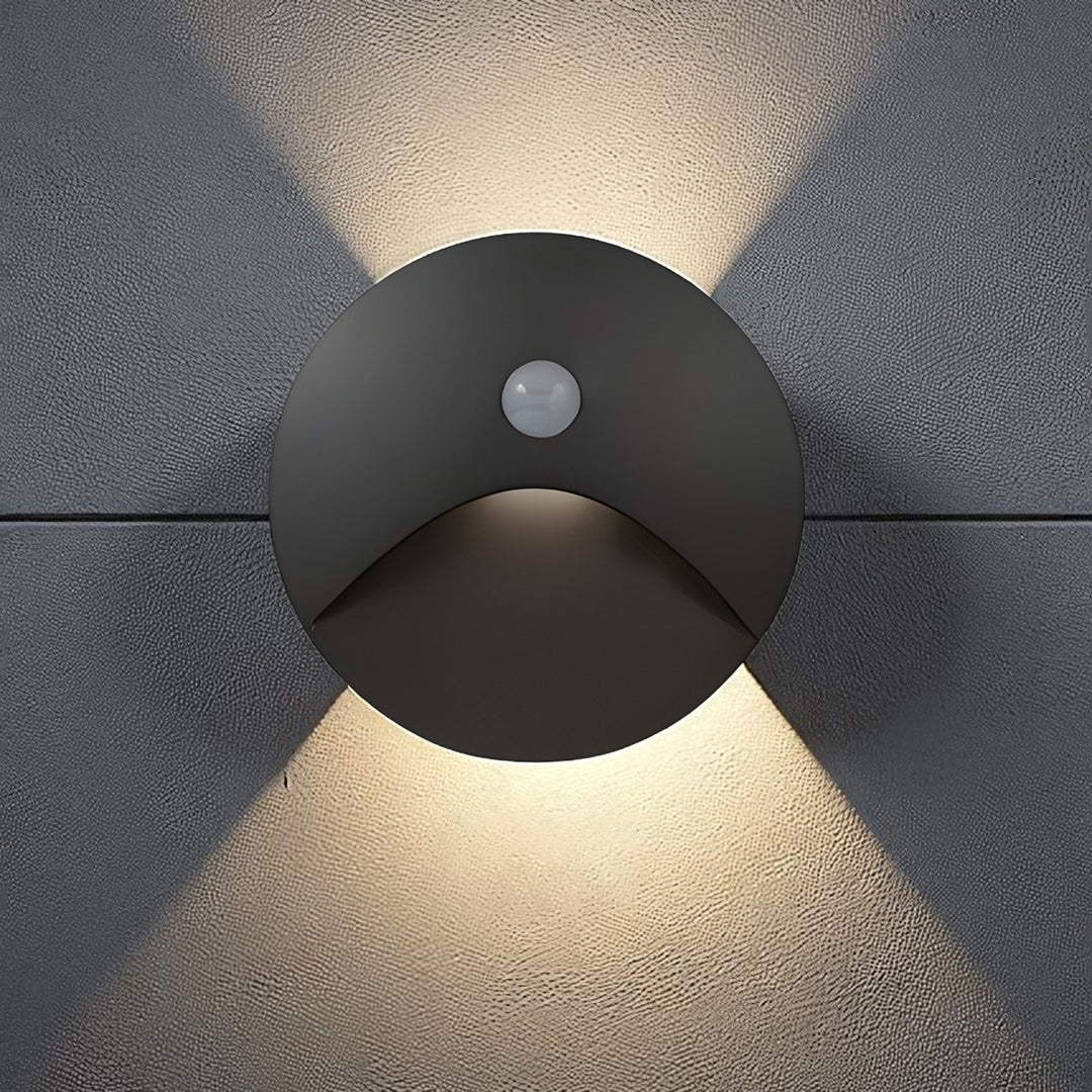 Lampa Ścienna IP65 Do Użytku Wewnątrz I Na Zewnątrz – Czujnik Ruchu – widok produktu 10 | Nuvira Home