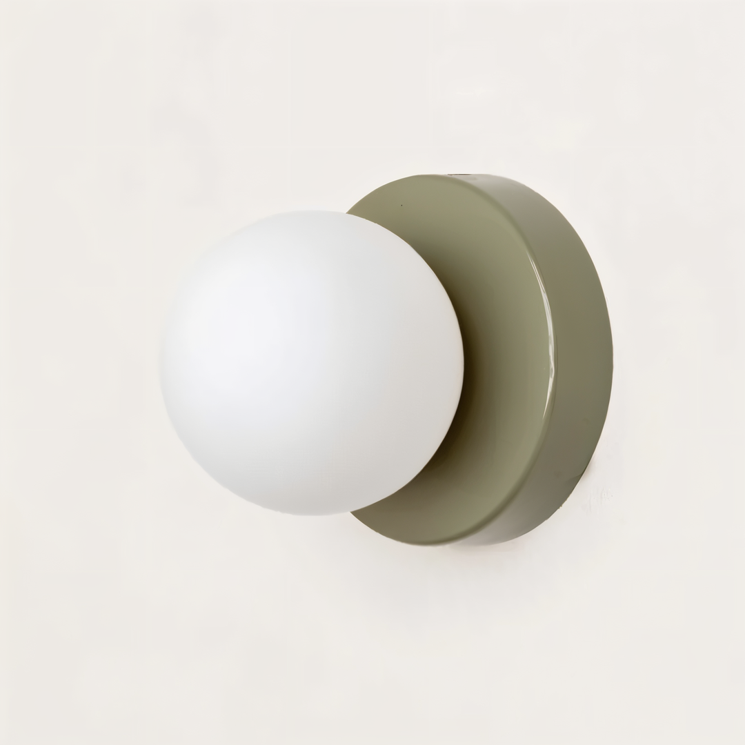 Lampa Ścienna LED – Biała Szklana Kula – widok produktu 5 | Nuvira Home