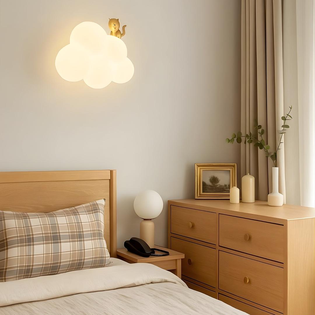 Lampa Ścienna LED W Kształcie Chmury – Artystyczny Urok – widok produktu 1 | Nuvira Home