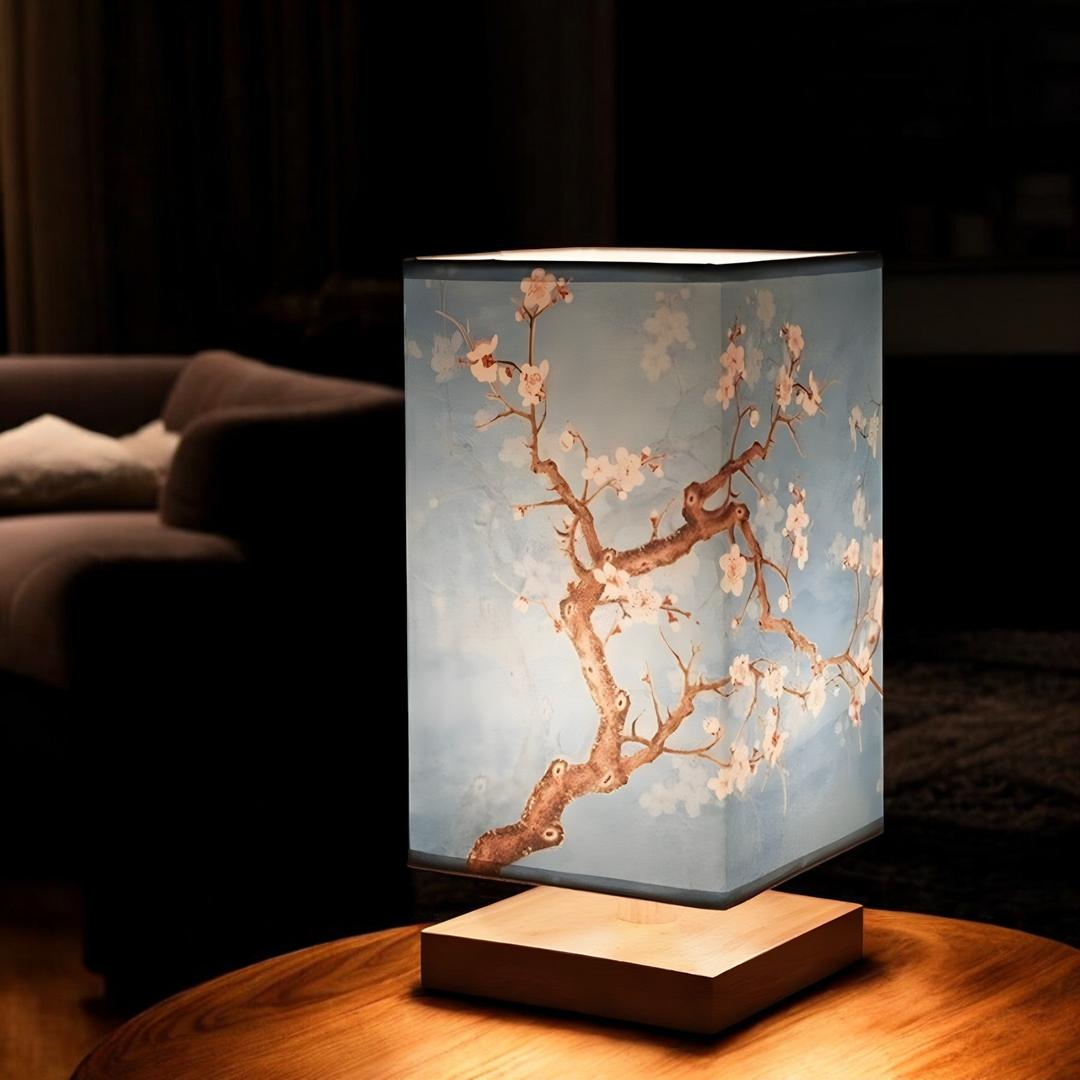 Lampa Stołowa W Stylu Japandi – Drewniana Podstawa – widok produktu 3 | Nuvira Home
