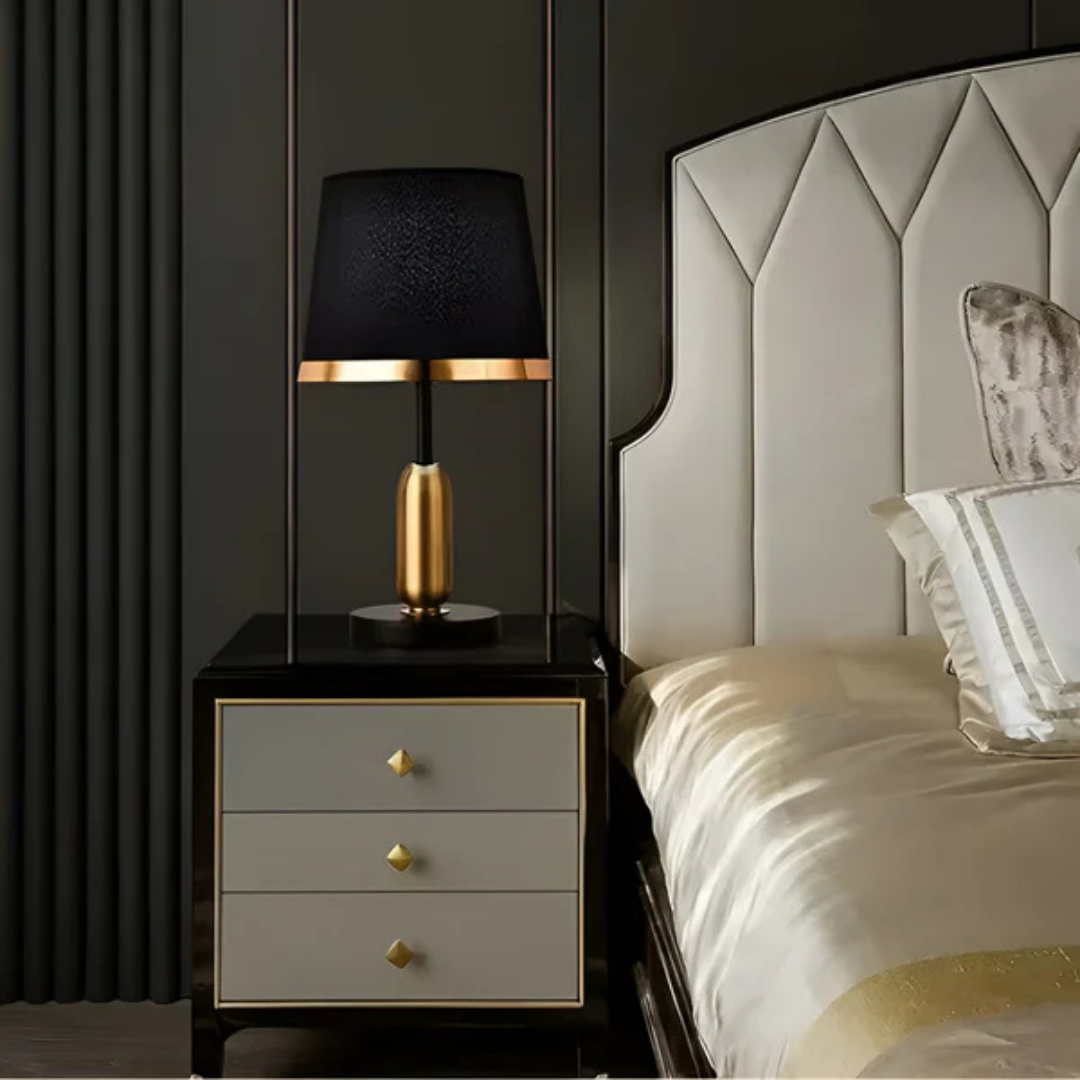 Lampa Stołowa z Materiałowym Kloszem – Rustykalne Oświetlenie – widok produktu 4 | Nuvira Home