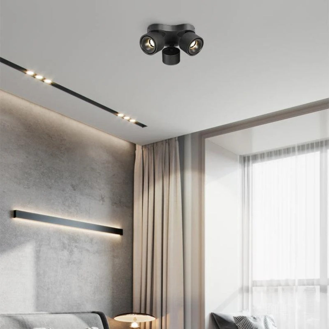 Lampa sufitowa z trzema regulowanymi reflektorami – widok produktu 3 | Nuvira Home