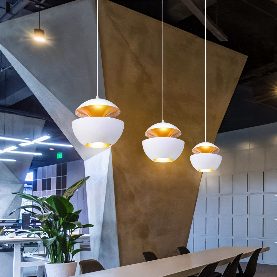 Lampa Wisząca E27 – Artystyczny Kształt Jabłka – widok produktu 1 | Nuvira Home