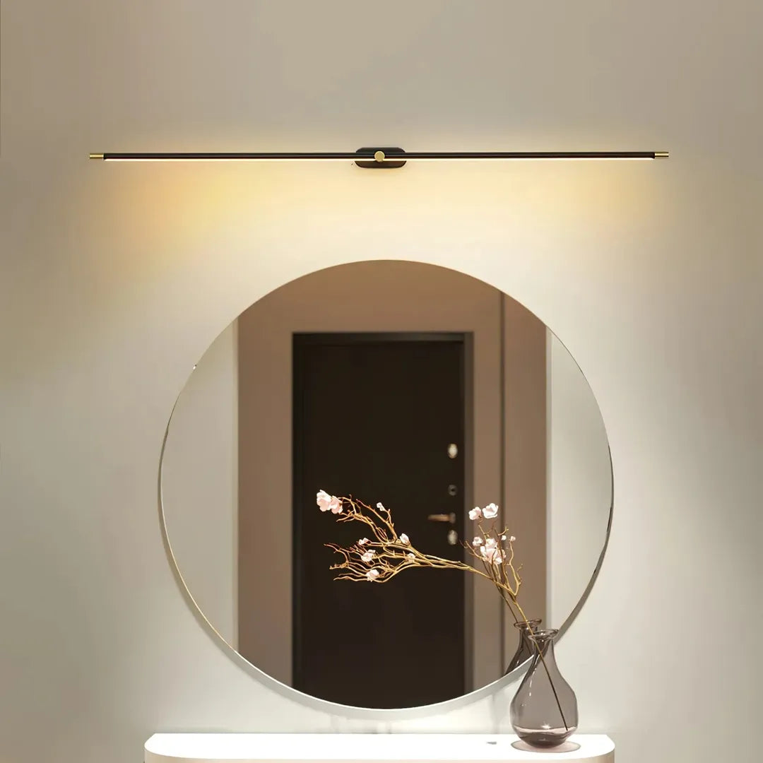 Liniowa Metalowa Lampa Ścienna LED Do Łazienki – widok produktu 3 | Nuvira Home