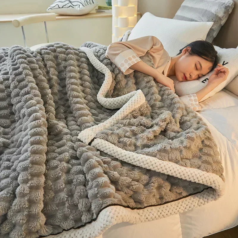 Miękki Flanelowy Koc na Kanapę i Łóżko – widok produktu 8 | Nuvira Home
